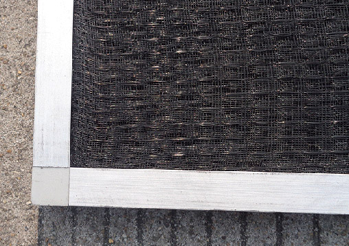 尼龍網空調過濾器主要應用于集中通風空調系統預過濾處。 尼龍網空調過濾器主要應用于集中通風空調系統預過濾處。