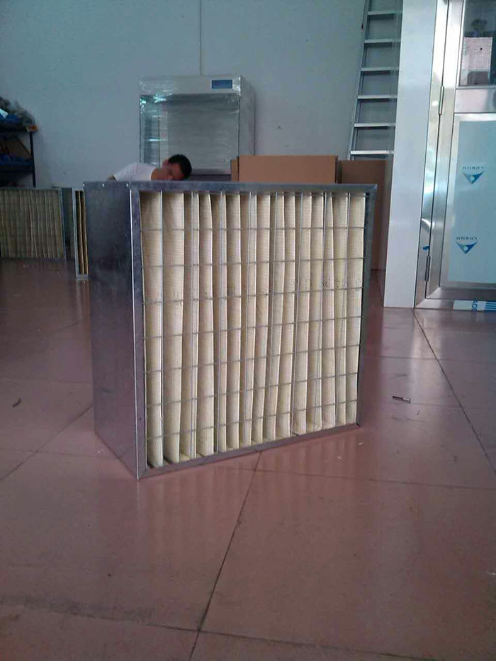 鳥籠式中效過濾器又稱為中效鳥籠式過濾器也叫箱式中效過濾器、組合式中效過濾器