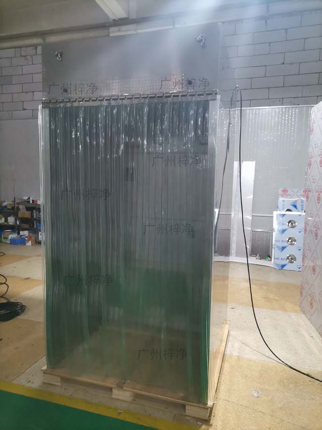 負壓稱量室定制作現(xiàn)場實拍圖 負壓稱量室定制作現(xiàn)場實拍圖